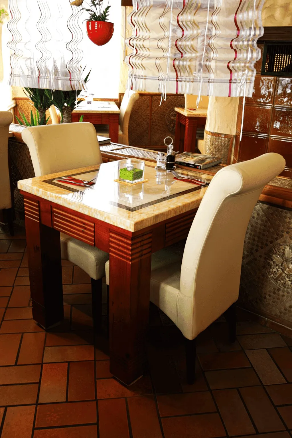 Gedeckter Tisch im Gastraum
